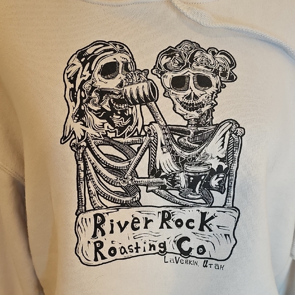River Rock Roasting Co Fleece Cropped Hoodie Size Small - Picture 2 of 7
